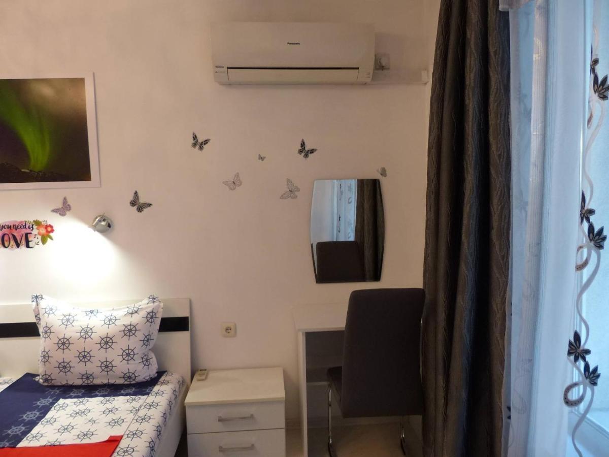 Apartament Holiday 布尔加斯 外观 照片